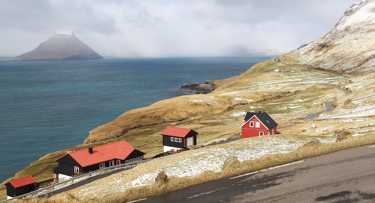 Zug, Bus, Flug nach Färöer-Inseln - Reisen und Fahrkartenpreise vergleichen